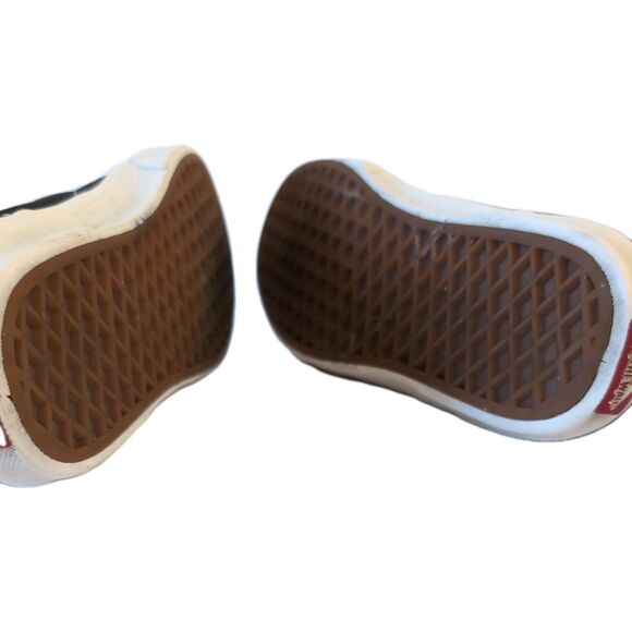 VANS Women's Off the Wall Shoes, Size 6.5 In Black And White - Picture 8 of 9